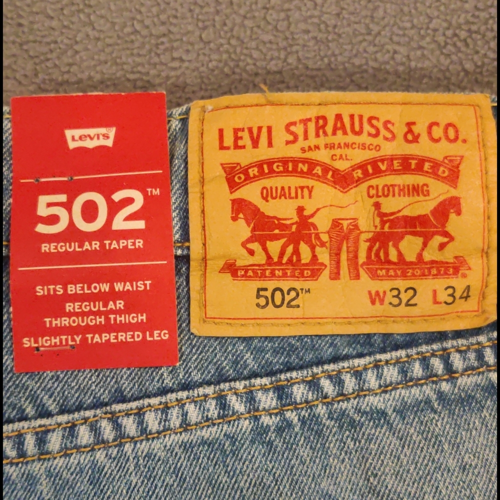Levi's Jeans - Picture 4 of 5